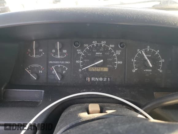 ✅ 1996 Ford Bronco XL • VIN: 1FMEU15N3TLB21558 • Lot: 45960715. Listed on Copart with 157,276 mi. Free auction sales archive from the USA and detailed vehicle history report at DreamBid. Image 9.