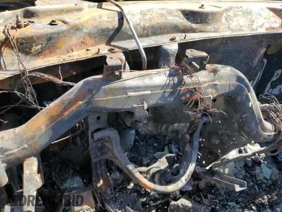 ✅ 2010 Chevrolet Silverado 1500 • VIN: 1GCYKSE24AZ155313 • Лот: 69612884. Опубликован ранее на Copart с пробегом Не указан. Бесплатный доступ к архиву аукционных продаж из США и подробный отчёт об истории автомобиля на DreamBid. Изображение 9.