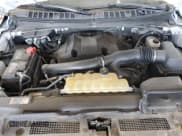 ✅ 2020 Ford Expedition Max Limited • VIN: 1FMJK2AT0LEA19430 • Lot: 57101915. Wystawiony na Copart z przebiegiem 136 198 mil. Bezpłatny archiwum sprzedaży aukcyjnych z USA i szczegółowy raport historii pojazdu na DreamBid. Zdjęcie 12.