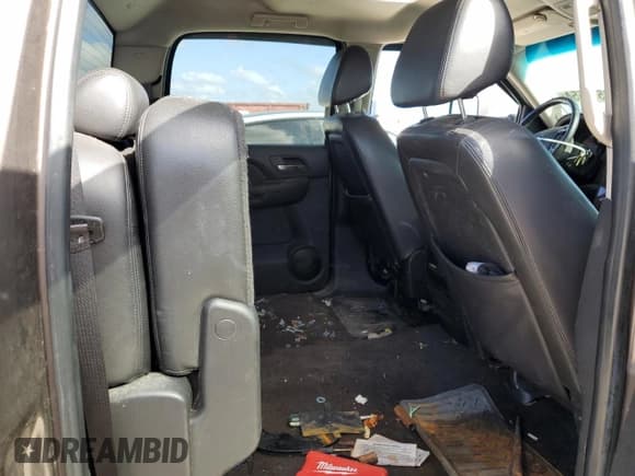 ✅ 2008 Chevrolet Silverado 2500HD 1LT • VIN: 1GCHC23638F112984 • Lot: 78577554. Wystawiony na Copart z przebiegiem 196 571 mil. Bezpłatny archiwum sprzedaży aukcyjnych z USA i szczegółowy raport historii pojazdu na DreamBid. Zdjęcie 10.