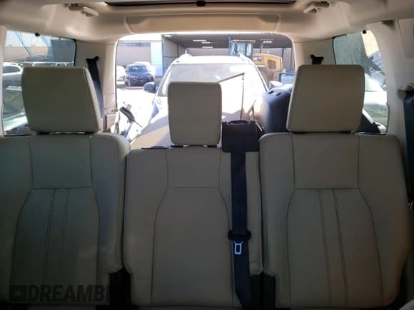 ✅ 2016 Land Rover LR4 • VIN: SALAC2V63GA825645 • Лот: 44063484. Опубликован ранее на Copart с пробегом 67 406 миль. Бесплатный доступ к архиву аукционных продаж из США и подробный отчёт об истории автомобиля на DreamBid. Изображение 10.