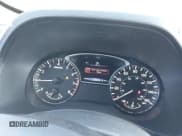 ✅ 2020 Nissan Pathfinder SL • VIN: 5N1DR2CN5LC645476 • Lot: 43225112. Wystawiony na IAAI z przebiegiem 109 708 mil. Bezpłatny archiwum sprzedaży aukcyjnych z USA i szczegółowy raport historii pojazdu na DreamBid. Zdjęcie 7.