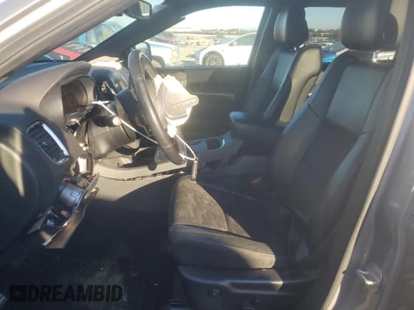 ✅ 2019 Dodge Durango GT Plus • VIN: 1C4RDJDG6KC780399 • Лот: 90920185. Опубликован ранее на Copart с пробегом 111 438 миль. Бесплатный доступ к архиву аукционных продаж из США и подробный отчёт об истории автомобиля на DreamBid. Изображение 7.