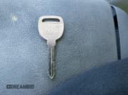 ✅ 2000 Chevrolet Silverado 1500 LS • VIN: 1GCEK14T8YZ254105 • Lot: 41442023. Listed on IAAI with 325,152 mi. Free auction sales archive from the USA and detailed vehicle history report at DreamBid. Image 11.