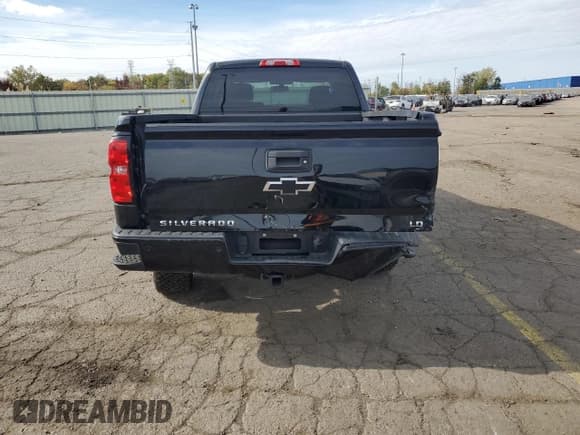 ✅ 2019 Chevrolet Silverado 1500 LT • VIN: 2GCVKPEC9K1165497 • Lot: 87047545. Wystawiony na Copart z przebiegiem 83 897 mil. Bezpłatny archiwum sprzedaży aukcyjnych z USA i szczegółowy raport historii pojazdu na DreamBid. Zdjęcie 6.