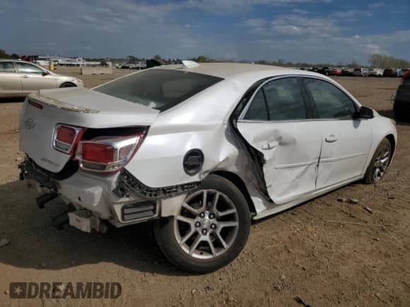 2016 Chevrolet Malibu LT with VIN 1G11C5SA3GF130594, listed as a Copart auction lot 82199195 with 86,855 mi miles and Salvage title. Bid and sale history available at DreamBid. Image 3.