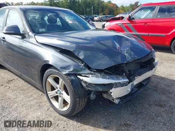 ✅ 2015 BMW 3 Series 328i • VIN: WBA3A5C53FF609178 • Lot: 43318585. Listed on IAAI with 106,126 mi. Free auction sales archive from the USA and detailed vehicle history report at DreamBid. Image 6.