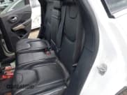 ✅ 2018 Jeep Cherokee Limited • VIN: 1C4PJMDX4JD578560 • Лот: 42242623. Опубликован ранее на IAAI с пробегом 173 535 миль. Бесплатный доступ к архиву аукционных продаж из США и подробный отчёт об истории автомобиля на DreamBid. Изображение 8.