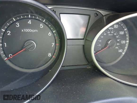 2011 Hyundai Tucson GLS with VIN KM8JU3AC7BU223839, listed as a IAAI auction lot 43273901 with Not provided miles and . Bid and sale history available at DreamBid. Image 7.