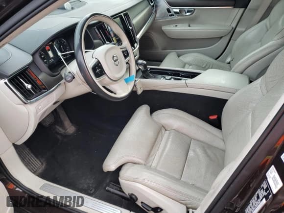 ✅ 2018 Volvo V90 • VIN: YV4A22NL6J1022333 • Лот: 50763485. Опубликован ранее на Copart с пробегом 83 168 миль. Бесплатный доступ к архиву аукционных продаж из США и подробный отчёт об истории автомобиля на DreamBid. Изображение 7.