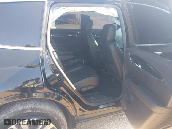 ✅ 2020 Cadillac XT6 FWD Premium Luxury • VIN: 1GYKPCRS0LZ175644 • Lot: 42933084. Wystawiony na IAAI z przebiegiem 139 767 mil. Bezpłatny archiwum sprzedaży aukcyjnych z USA i szczegółowy raport historii pojazdu na DreamBid. Zdjęcie 8.