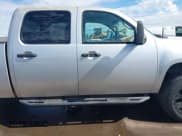 ✅ 2011 GMC Sierra 2500HD SLT • VIN: 1GT121CG0BF164295 • Лот: 43512394. Опубликован ранее на IAAI с пробегом 165 459 миль. Бесплатный доступ к архиву аукционных продаж из США и подробный отчёт об истории автомобиля на DreamBid. Изображение 13.