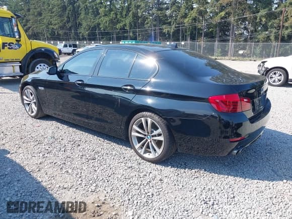 ✅ 2016 BMW 5 Series 528i • VIN: WBA5A5C50GG355059 • Lot: 43118853. Listed on IAAI with 78,009 mi. Free auction sales archive from the USA and detailed vehicle history report at DreamBid. Image 3.