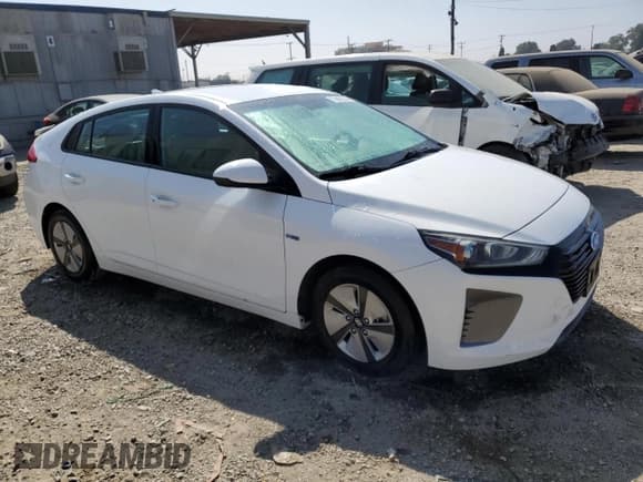 ✅ 2019 Hyundai Ioniq Blue • VIN: KMHC65LC4KU174126 • Lot: 73697504. Wystawiony na Copart z przebiegiem 116 223 mil. Bezpłatny archiwum sprzedaży aukcyjnych z USA i szczegółowy raport historii pojazdu na DreamBid. Zdjęcie 4.