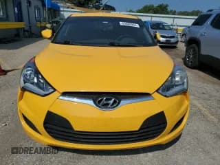 ✅ 2016 Hyundai Veloster • VIN: KMHTC6AD3GU287597 • Lot: 63686064. Wystawiony na Copart z przebiegiem 77 811 mil. Bezpłatny archiwum sprzedaży aukcyjnych z USA i szczegółowy raport historii pojazdu na DreamBid. Zdjęcie 5.