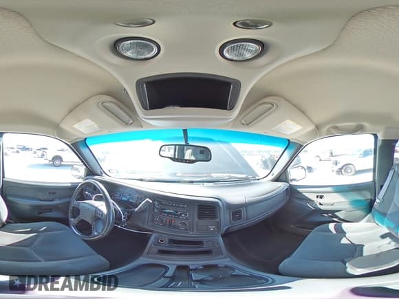 ✅ 2003 Chevrolet Silverado 2500HD LS • VIN: 1GCHC29183E114983 • Lot: 75506984. Wystawiony na Copart z przebiegiem 148 474 mil. Bezpłatny archiwum sprzedaży aukcyjnych z USA i szczegółowy raport historii pojazdu na DreamBid. Zdjęcie 13.