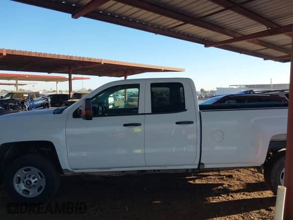 2017 Chevrolet Silverado 2500HD Work Truck with VIN 1GC2CUEG6HZ339396, listed as a IAAI auction lot 43538817 with 90,027 mi miles and . Bid and sale history available at DreamBid. Image 14.