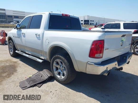 ✅ 2011 Ram 1500 SLT • VIN: 1D7RV1CT9BS590605 • Lot: 43204810. Wystawiony na IAAI z przebiegiem 177 140 mil. Bezpłatny archiwum sprzedaży aukcyjnych z USA i szczegółowy raport historii pojazdu na DreamBid. Zdjęcie 3.