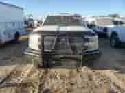 2015 Chevrolet Silverado 3500HD LTZ z VIN 1GC4K0C88FF515007, wystawiony jako Copart lot #77905274 z przebiegiem 290 894 mil mil oraz Szkoda całkowita • Salvage title. Historia ofert i sprzedaży dostępna na DreamBid. Obrazek 5.