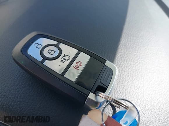 ✅ 2020 Ford Fusion SE • VIN: 3FA6P0T96LR179655 • Лот: 41796399. Опубликован ранее на IAAI с пробегом 54 089 миль. Бесплатный доступ к архиву аукционных продаж из США и подробный отчёт об истории автомобиля на DreamBid. Изображение 11.