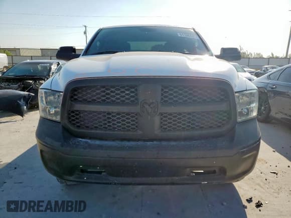 ✅ 2015 Ram 1500 ST • VIN: 1C6RR7FT0FS751630 • Lot: 84196435. Wystawiony na Copart z przebiegiem 159 179 mil. Bezpłatny archiwum sprzedaży aukcyjnych z USA i szczegółowy raport historii pojazdu na DreamBid. Zdjęcie 5.