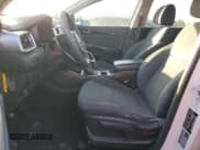 ✅ 2017 Kia Sorento LX • VIN: 5XYPG4A50HG197432 • Лот: 90760055. Опубликован ранее на Copart с пробегом 99 882 миль. Бесплатный доступ к архиву аукционных продаж из США и подробный отчёт об истории автомобиля на DreamBid. Изображение 7.