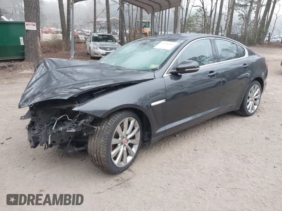 ✅ 2014 Jaguar XF SC • VIN: SAJWJ0EF9E8U12853 • Lot: 41780409. Wystawiony na IAAI z przebiegiem 138 329 mil. Bezpłatny archiwum sprzedaży aukcyjnych z USA i szczegółowy raport historii pojazdu na DreamBid. Zdjęcie 2.