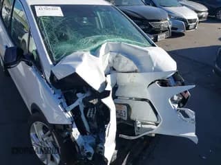 ✅ 2023 Chevrolet Bolt EV 1LT • VIN: 1G1FW6S04P4207978 • Lot: 41705395. Wystawiony na IAAI z przebiegiem Nie podano. Bezpłatny archiwum sprzedaży aukcyjnych z USA i szczegółowy raport historii pojazdu na DreamBid. Zdjęcie 6.