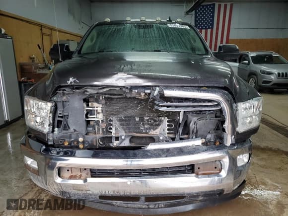 ✅ 2015 Ram 2500 Big Horn • VIN: 3C6UR5DJ0FG685085 • Lot: 53491305. Listed on Copart with 123,391 mi. Free auction sales archive from the USA and detailed vehicle history report at DreamBid. Image 5.