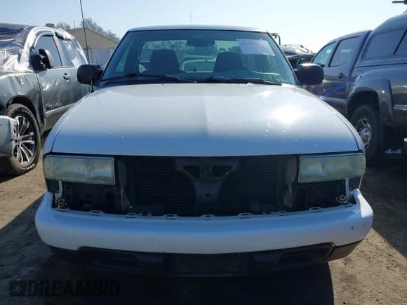 ✅ 2002 Chevrolet S-10 LS • VIN: 1GCCS14WX28222268 • Лот: 41388012. Опубликован ранее на IAAI с пробегом 91 664 миль. Бесплатный доступ к архиву аукционных продаж из США и подробный отчёт об истории автомобиля на DreamBid. Изображение 12.