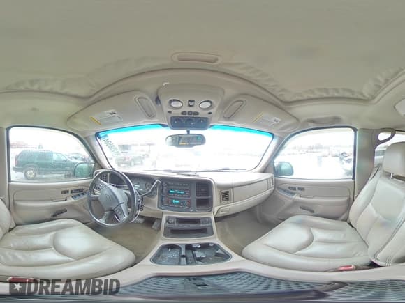 ✅ 2005 Chevrolet Suburban Z71 • VIN: 3GNFK16Z15G161936 • Lot: 81258534. Wystawiony na Copart z przebiegiem 119 145 mil. Bezpłatny archiwum sprzedaży aukcyjnych z USA i szczegółowy raport historii pojazdu na DreamBid. Zdjęcie 14.