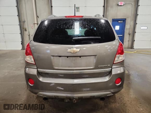 ✅ 2012 Chevrolet Captiva Sport LTZ • VIN: 3GNFL4E54CS537455 • Lot: 58167815. Wystawiony na Copart z przebiegiem 179 343 mil. Bezpłatny archiwum sprzedaży aukcyjnych z USA i szczegółowy raport historii pojazdu na DreamBid. Zdjęcie 6.