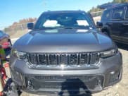 ✅ 2022 Jeep Grand Cherokee Overland • VIN: 1C4RJJDG6N8570854 • Lot: 40878737. Listed on IAAI with 19,947 mi. Free auction sales archive from the USA and detailed vehicle history report at DreamBid. Image 13.