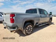 ✅ 2025 Chevrolet Silverado 2500HD Custom • VIN: 1GC4KMEY6SF208109 • Лот: 84414735. Опубликован ранее на Copart с пробегом 16 670 миль. Бесплатный доступ к архиву аукционных продаж из США и подробный отчёт об истории автомобиля на DreamBid. Изображение 3.