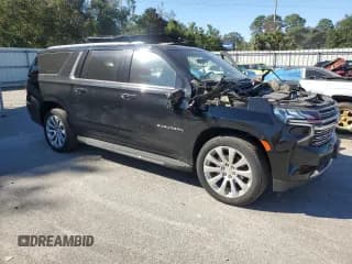 ✅ 2021 Chevrolet Suburban Premier • VIN: 1GNSKFKD6MR187162 • Lot: 76249534. Wystawiony na Copart z przebiegiem 42 017 mil. Bezpłatny archiwum sprzedaży aukcyjnych z USA i szczegółowy raport historii pojazdu na DreamBid. Zdjęcie 4.