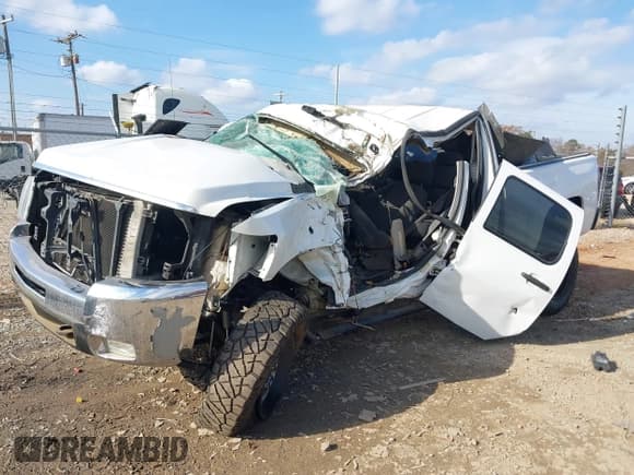 ✅ 2008 Chevrolet Silverado 2500HD 1LT • VIN: 1GCHC23668F225232 • Лот: 41136449. Опубликован ранее на IAAI с пробегом Не указан. Бесплатный доступ к архиву аукционных продаж из США и подробный отчёт об истории автомобиля на DreamBid. Изображение 16.