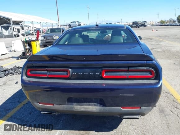 ✅ 2016 Dodge Challenger R/T Plus Shaker • VIN: 2C3CDZBT5GH172631 • Lot: 43542008. Listed on IAAI with 86,527 mi. Free auction sales archive from the USA and detailed vehicle history report at DreamBid. Image 16.