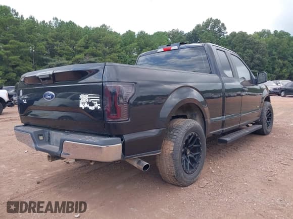 ✅ 2015 Ford F-150 XL • VIN: 1FTEX1CP6FKD74173 • Лот: 42929623. Опубликован ранее на IAAI с пробегом 267 896 миль. Бесплатный доступ к архиву аукционных продаж из США и подробный отчёт об истории автомобиля на DreamBid. Изображение 4.