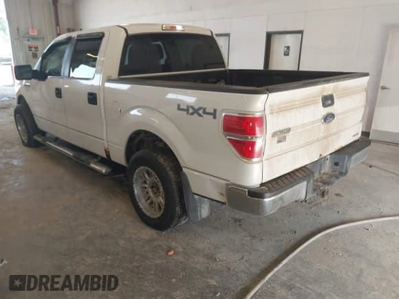 ✅ 2014 Ford F-150 XL • VIN: 1FTFW1EF8EFA80244 • Лот: 42992239. Опубликован ранее на IAAI с пробегом 193 600 миль. Бесплатный доступ к архиву аукционных продаж из США и подробный отчёт об истории автомобиля на DreamBid. Изображение 3.