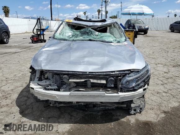 ✅ 2018 Honda Accord EX-L • VIN: 1HGCV3F68JA006542 • Лот: 50642925. Опубликован ранее на Copart с пробегом Не указан. Бесплатный доступ к архиву аукционных продаж из США и подробный отчёт об истории автомобиля на DreamBid. Изображение 5.