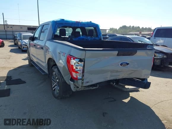 ✅ 2023 Ford F-150 XL • VIN: 1FTEW1CP8PKG12822 • Lot: 43410798. Wystawiony na IAAI z przebiegiem 64 295 mil. Bezpłatny archiwum sprzedaży aukcyjnych z USA i szczegółowy raport historii pojazdu na DreamBid. Zdjęcie 3.
