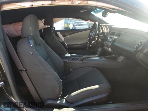 ✅ 2011 Chevrolet Camaro 2LS • VIN: 2G1FA1EDXB9203228 • Lot: 41442985. Wystawiony na Copart z przebiegiem 194 644 mil. Bezpłatny archiwum sprzedaży aukcyjnych z USA i szczegółowy raport historii pojazdu na DreamBid. Zdjęcie 7.