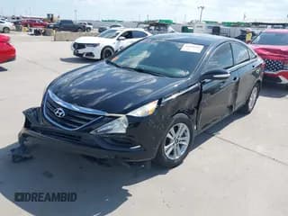 ✅ 2014 Hyundai Sonata GLS • VIN: 5NPEB4AC2EH911828 • Лот: 43108491. Опубликован ранее на IAAI с пробегом 126 259 миль. Бесплатный доступ к архиву аукционных продаж из США и подробный отчёт об истории автомобиля на DreamBid. Изображение 2.