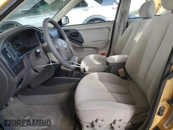 2004 Hyundai Elantra GLS with VIN KMHDN46D34U724974, listed as a Copart auction lot 81970945 with 37,437 mi miles and Clean title. Bid and sale history available at DreamBid. Image 7.