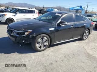 ✅ 2017 Kia Optima EX • VIN: KNAGU4LE5H5010679 • Лот: 85957375. Опубликован ранее на Copart с пробегом 64 505 миль. Бесплатный доступ к архиву аукционных продаж из США и подробный отчёт об истории автомобиля на DreamBid. Изображение 1.