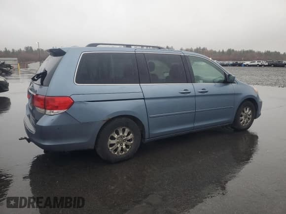 ✅ 2010 Honda Odyssey EX-L • VIN: 5FNRL3H75AB056083 • Lot: 91413545. Listed on Copart with 211,442 mi. Free auction sales archive from the USA and detailed vehicle history report at DreamBid. Image 3.