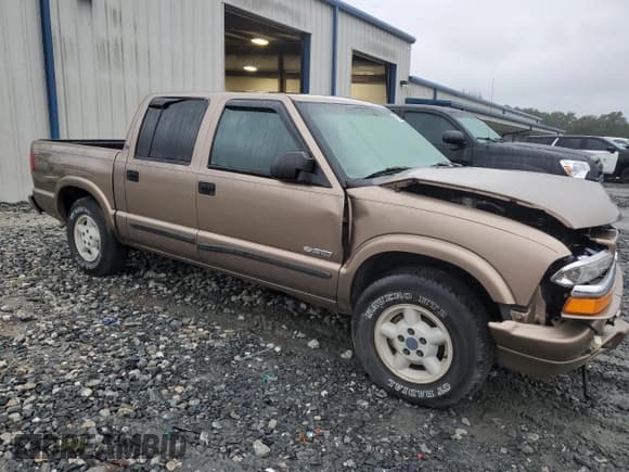 ✅ 2004 Chevrolet S-10 LS • VIN: 1GCDT13X04K141362 • Lot: 89545045. Listed on Copart with 75,671 mi. Free auction sales archive from the USA and detailed vehicle history report at DreamBid. Image 4.
