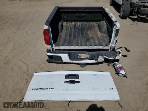 ✅ 2018 Chevrolet Colorado 2WD LT • VIN: 1GCGSCEN3J1162277 • Лот: 70803784. Опубликован ранее на Copart с пробегом 113 717 миль. Бесплатный доступ к архиву аукционных продаж из США и подробный отчёт об истории автомобиля на DreamBid. Изображение 12.