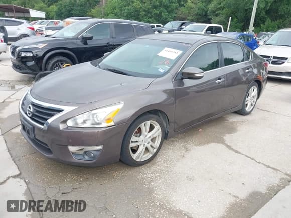 ✅ 2015 Nissan Altima SL • VIN: 1N4BL3AP9FC490562 • Lot: 42416282. Wystawiony na IAAI z przebiegiem 235 785 mil. Bezpłatny archiwum sprzedaży aukcyjnych z USA i szczegółowy raport historii pojazdu na DreamBid. Zdjęcie 2.