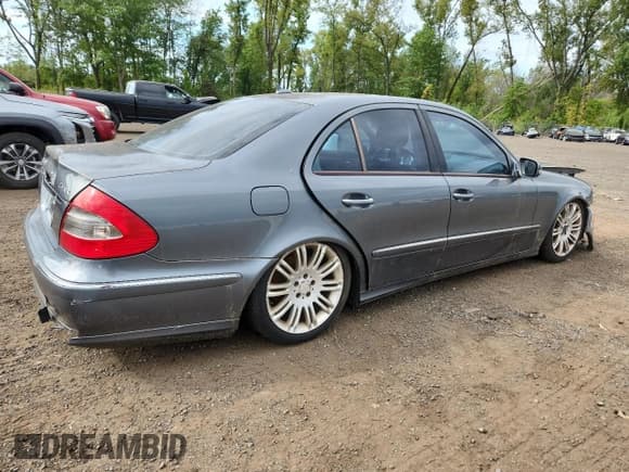 ✅ 2008 Mercedes-Benz E 550 • VIN: WDBUF90X28B280438 • Lot: 66158345. Listed on Copart with Not provided. Free auction sales archive from the USA and detailed vehicle history report at DreamBid. Image 3.